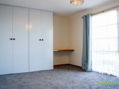 3 Birch Avenue, Horsham
