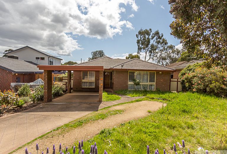9 Richborough Grove, Ferntree Gully