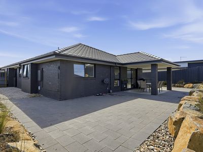 2 Huntington Street, Hadspen