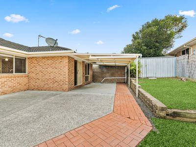 18 Hazelton Street, Albion Park