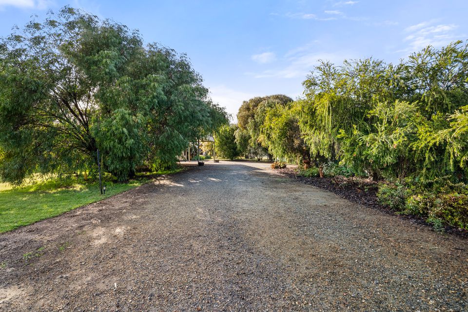 36 Beacham Road, Serpentine