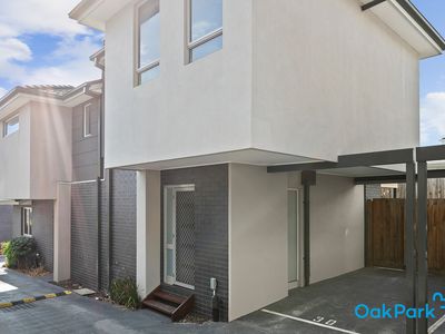 30 / 21 Station Road, Oak Park