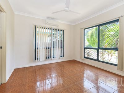 5 Wodyetia Close, Durack