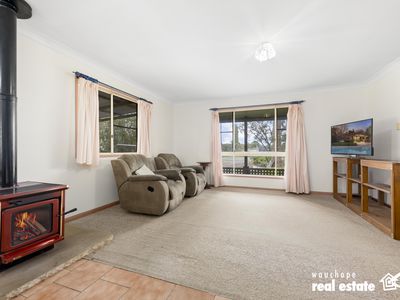801 Beechwood Road, Beechwood