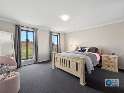 7 Maple Tree Boulevard, Mansfield