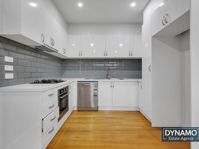 2 / 6 Dunn street, Broadmeadows