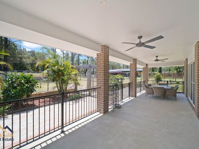 8 Brumby Close, Hallidays Point