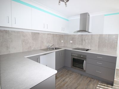 2 / 43 Pur Pur Avenue, Lake Illawarra