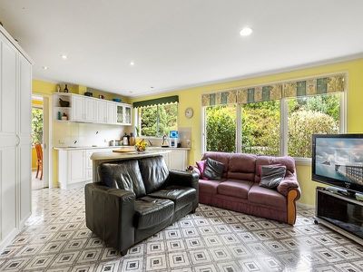 322 Clifton Beach, Clifton Beach
