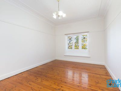 8 Mafeking Avenue, Lane Cove