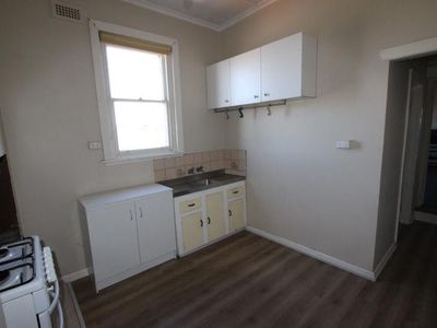 4 / 12 Thomas Street, Geelong West