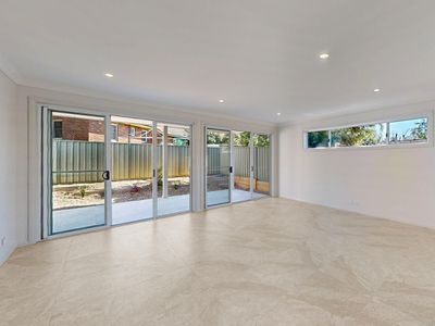 7 Gowrie Crescent, Westmead