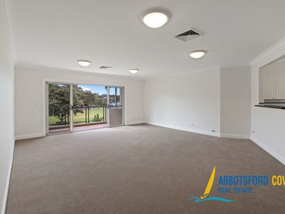 8 / 2 Harbourview Crescent, Abbotsford