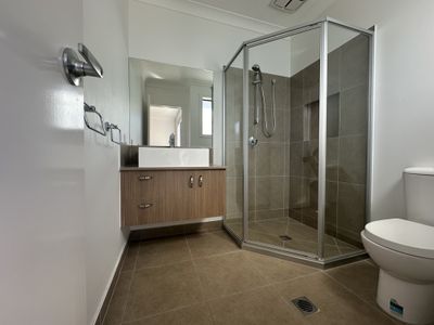 25 Ninn Street, Werribee
