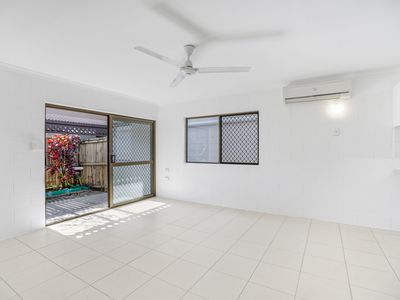 8 / 2-8 Winkworth Steet, Bungalow