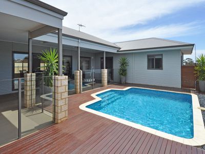 2 Pirring Way, Hannans