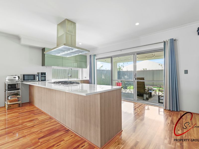 10 Firefly Street, Piara Waters