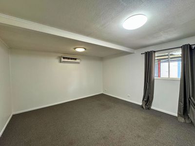 1 Decastella Crescent, Moranbah