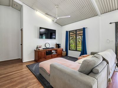 165 Malaplains Road, Berry Springs