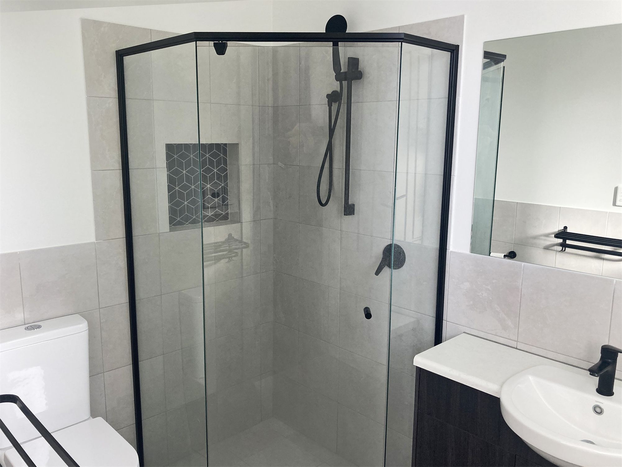 57 Robert Avenue, Clearview