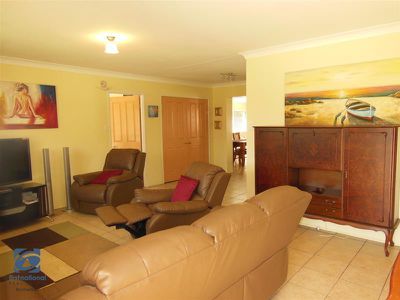 3 Kuranga Street, Rochedale South