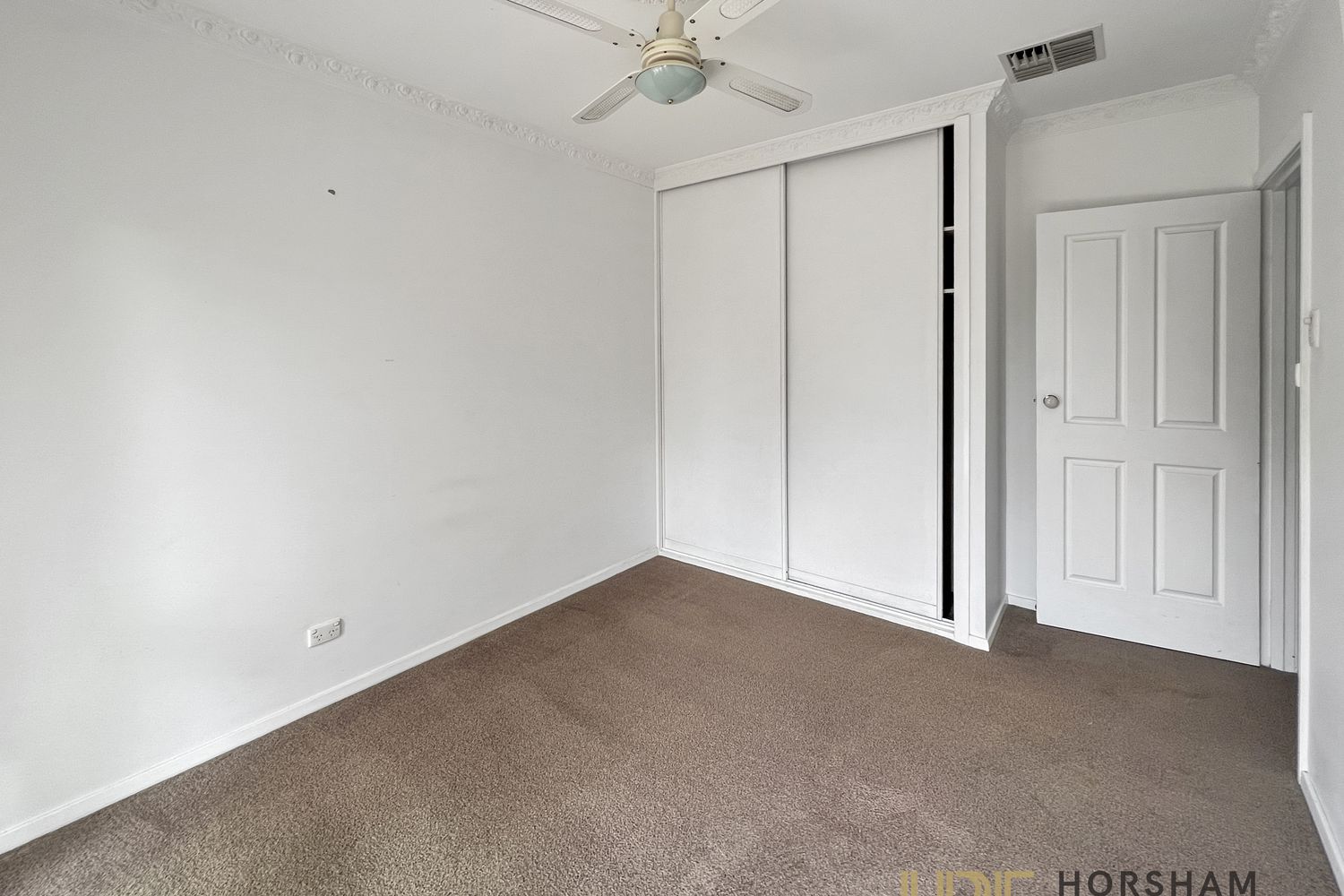 12 Bradshaw Street, Horsham