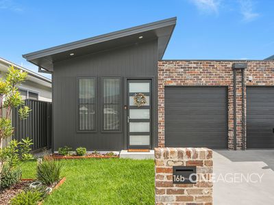 16B Greenview Drive, Horsley