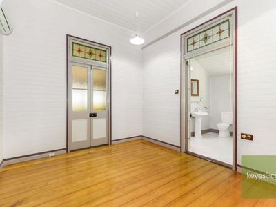 4 Mary Street, West End