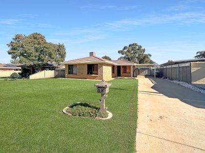 18 Bonner Crescent, Dubbo