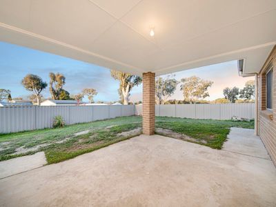 26 McKenna Avenue, Yass