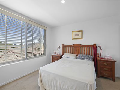 1308 / 6 Waterford Court, Bundall