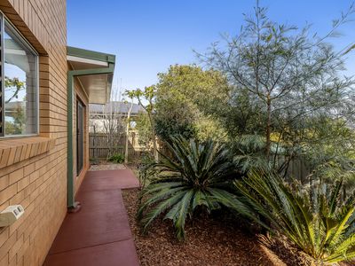 2 / 4 Muir Street, Harlaxton