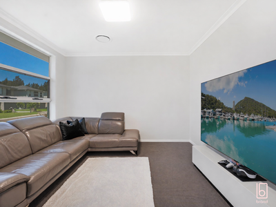 18 Eleanor Close, Hamlyn Terrace