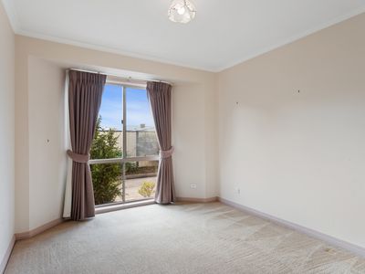 3 / 13 Deutgam Street, Werribee