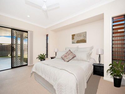 32 Klewarra Bvd, Douglas