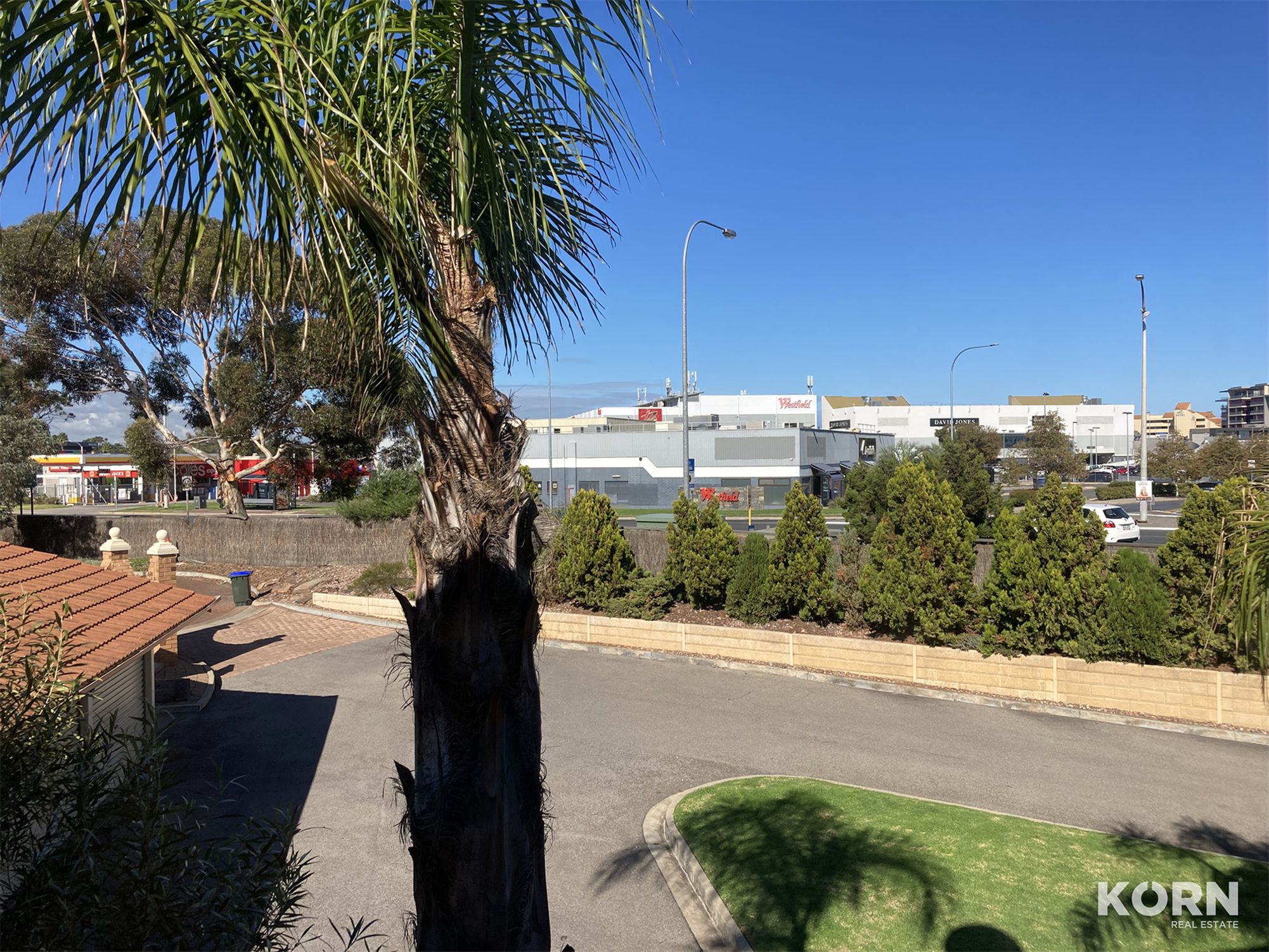 6 / 10 Sunrise Court, West Lakes