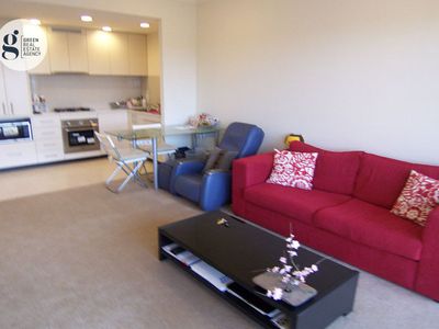 33 / 13 Bay Drive, Meadowbank