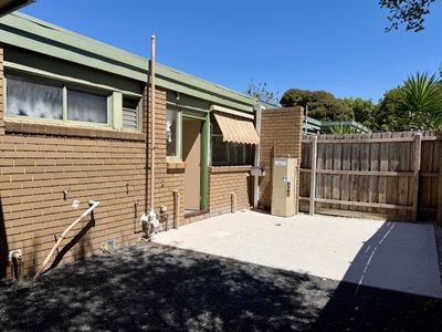 6 / 3 Federal Road, Ringwood East