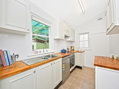 15 Dowling Street, Arncliffe