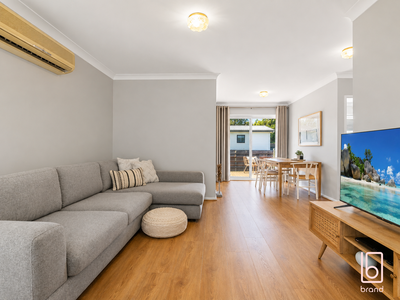 7 / 13 Lake Street, Budgewoi