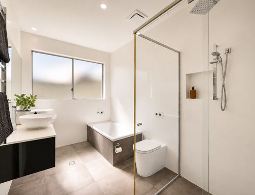 Private Resort-Style Living in the Heart of Old Tewantin image 18
