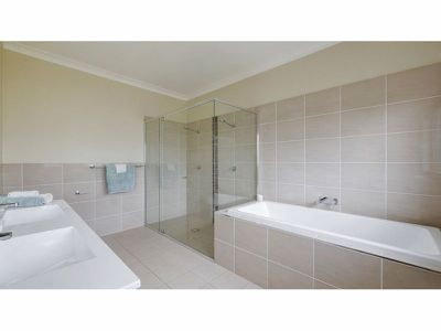 23R Wilfred Smith Drive, Dubbo