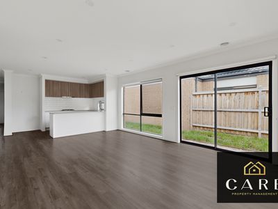 8 Giardino Street, Clyde