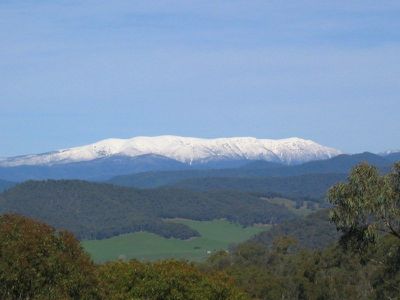 . Mitta North Road, Mitta Mitta