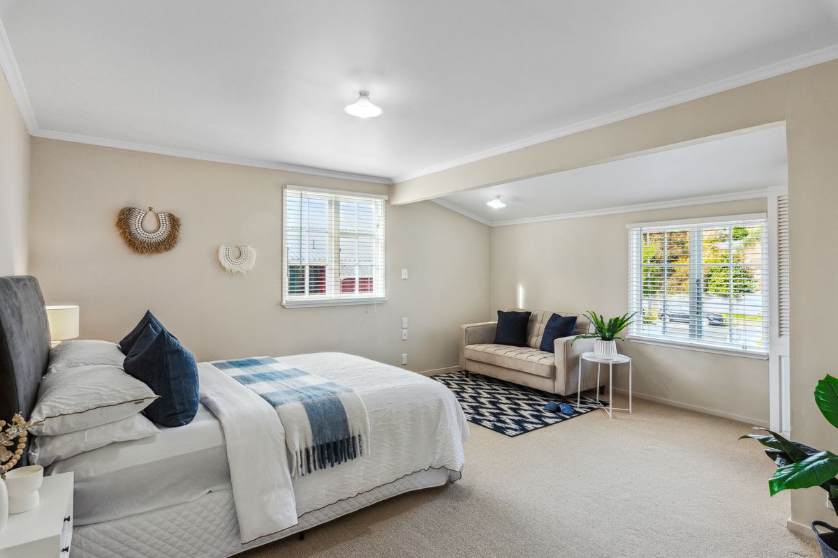 12 Hicks Crescent, Waikanae Beach