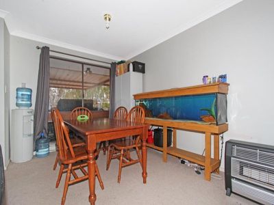 10 Eureka Street, Hannans