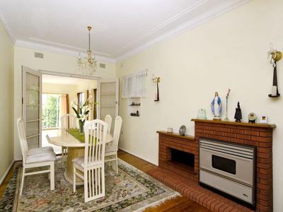 6 Chatham Place, North Turramurra