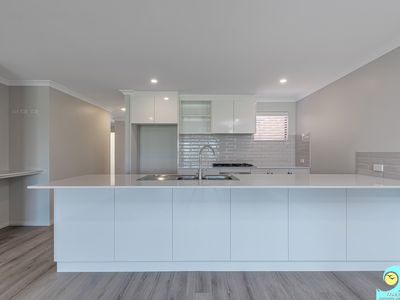 4 / 6 Merion Court, Yanchep