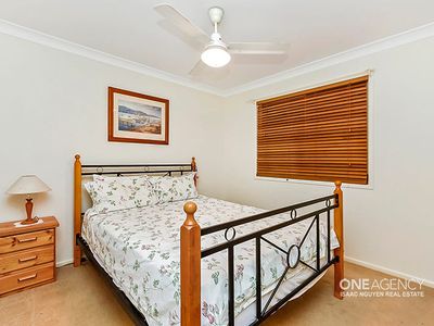 49 Macquarie Cct, Forest Lake