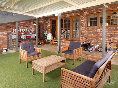 1 FORD COURT, Baranduda